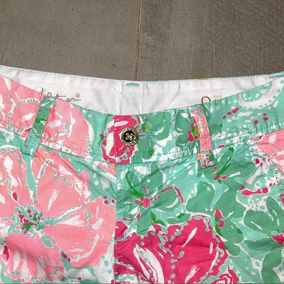 Lilly Pulitzer Callahan Shorts size 0 - Picture 3 of 8